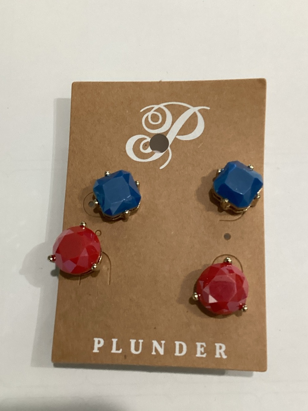 Plunderโ Bold Faceted Stud Earrings in Blue & Red